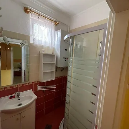 Gyoengyszem Vendeghaz Апартаменты Хайдусобосло