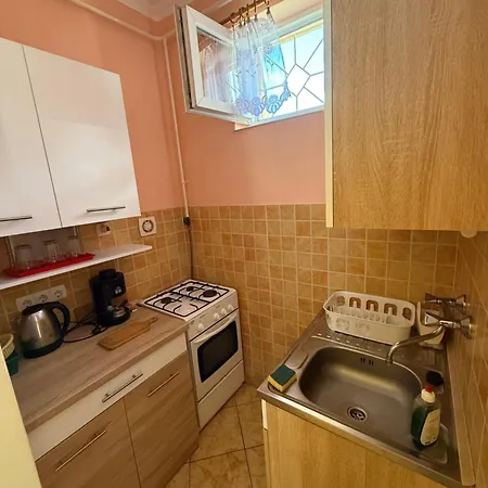 Gyoengyszem Vendeghaz Apartament *